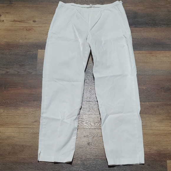 Eileen Fisher White Ankle Cropped Pants Lightweight Relaxed Fit - Picture 1 of 9